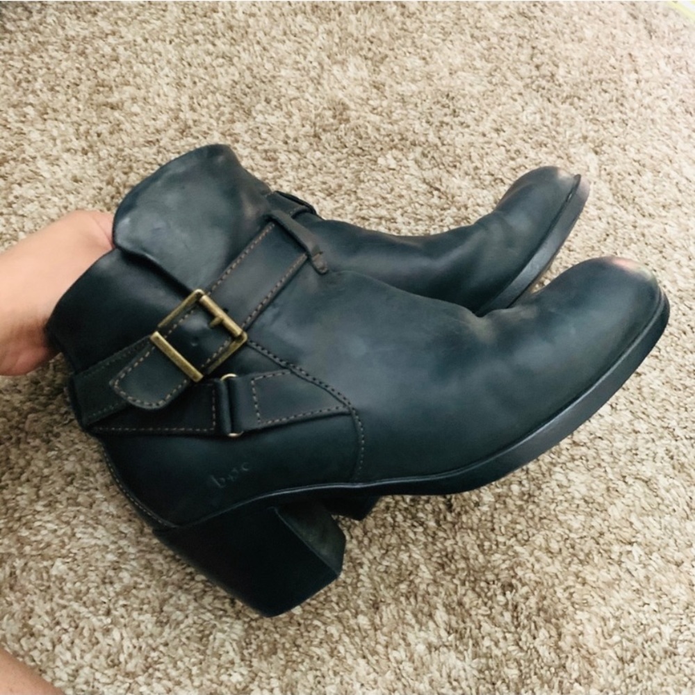 Ankle boots